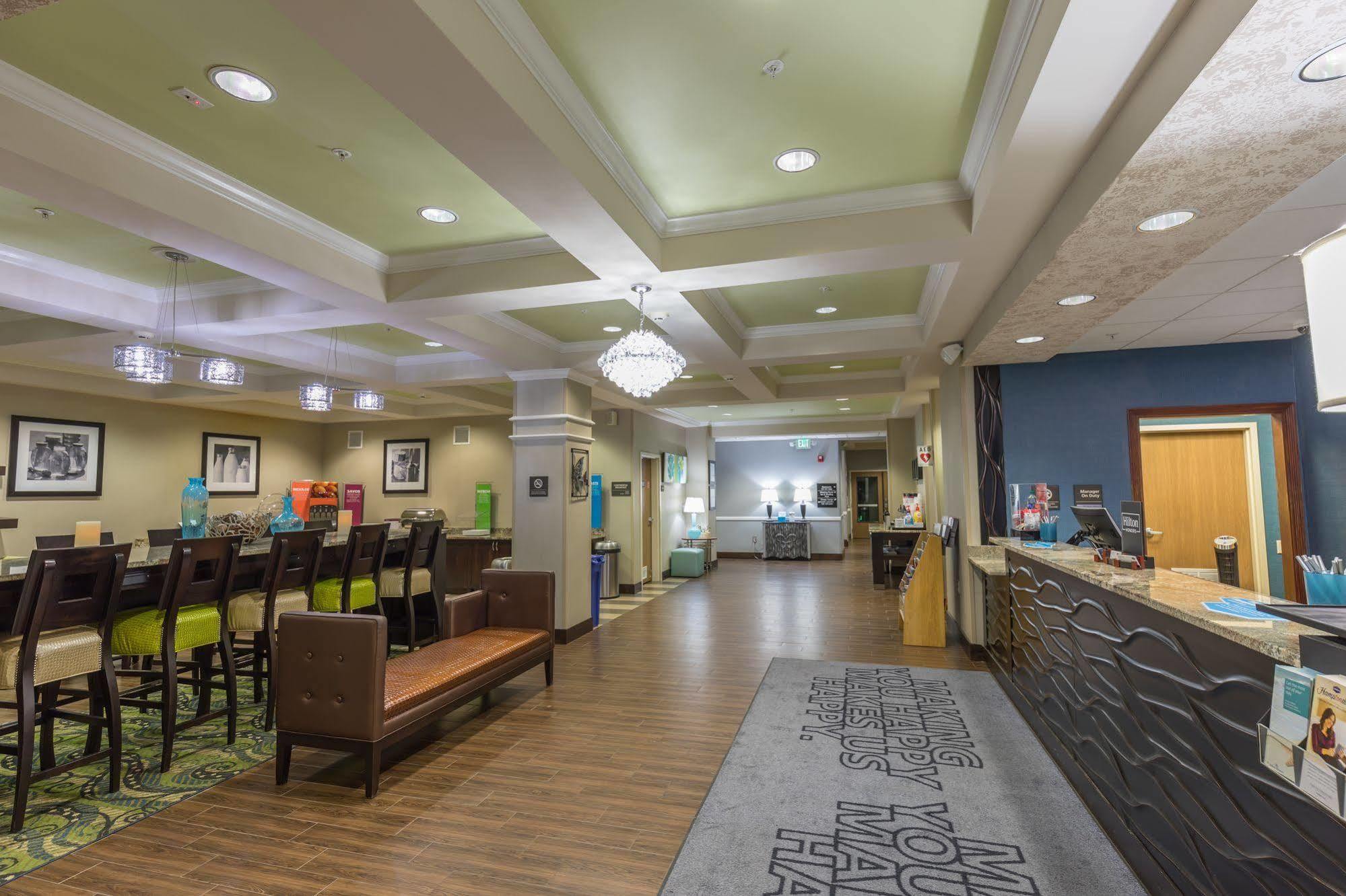 Hampton Inn Eugene Exterior foto